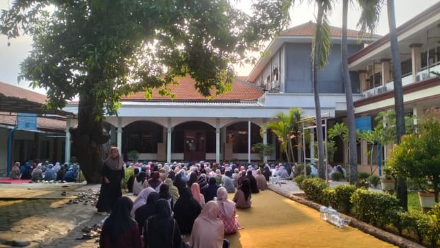 Khidmatnya Perayaan Idul Adha di Pondok Putri Al Ma’hadul Islami