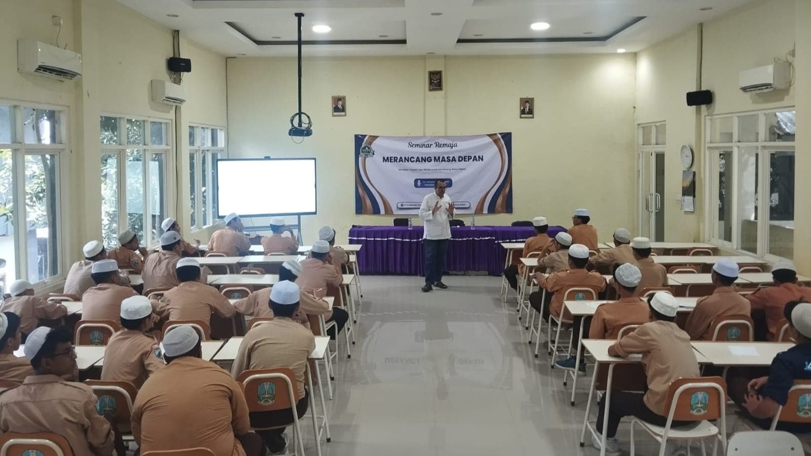 Seminar Remaja SMP Al-Ma’hadul Islami Dorong Siswa Temukan Passion dan Rancang Masa Depan
